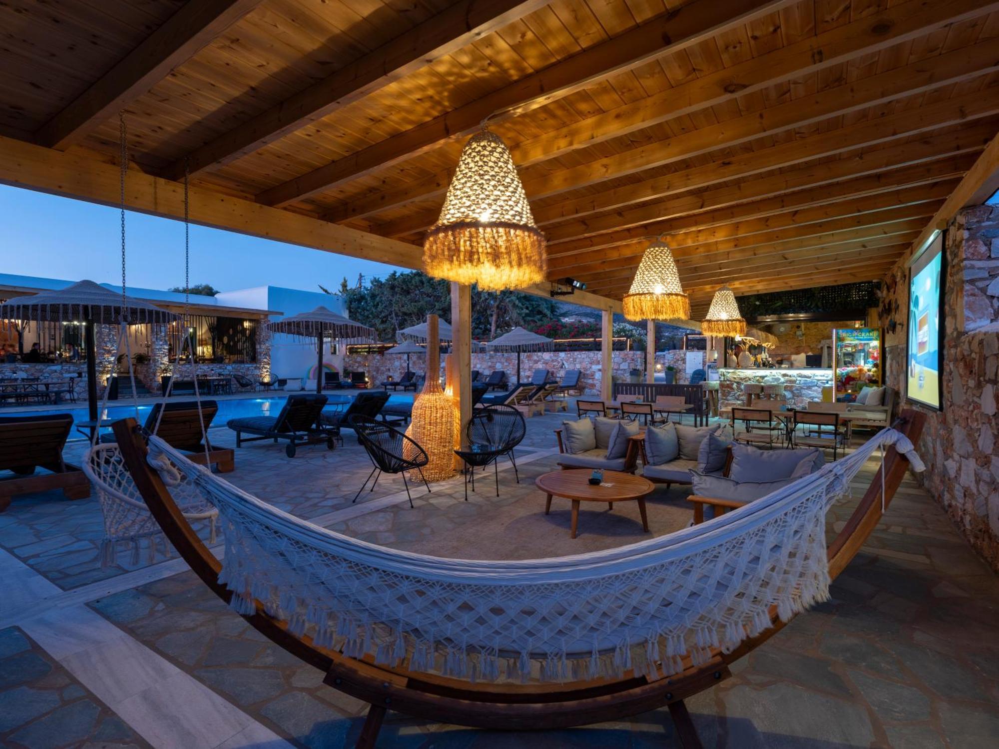 Parosland Hotel Алики Экстерьер фото